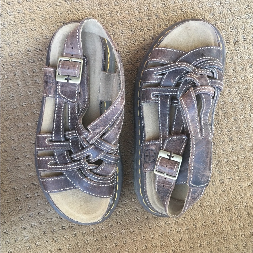 DR MARTENS NWOB SANDALS size 7